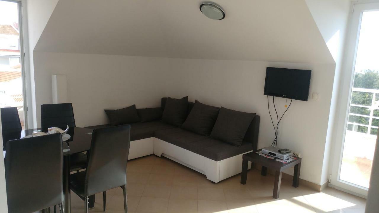 Apartment Star Novalja Bagian luar foto